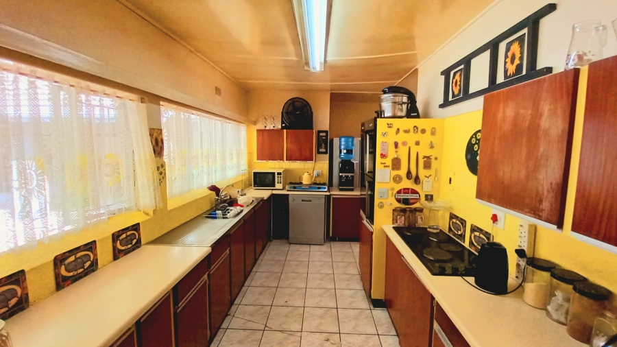 5 Bedroom Property for Sale in Sasolburg Ext 4 Free State